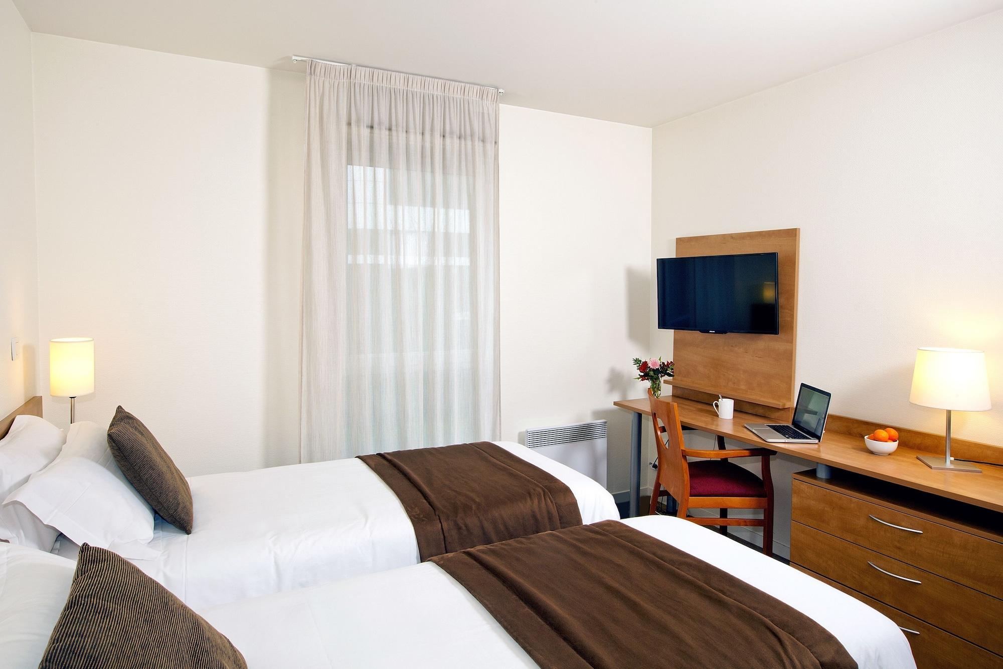 Sejours & Affaires Rennes Longs Champs Aparthotel Buitenkant foto