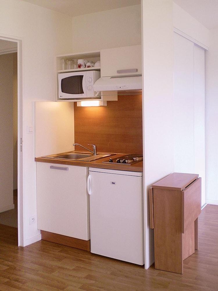 Sejours & Affaires Rennes Longs Champs Aparthotel Buitenkant foto