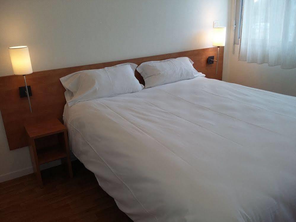 Sejours & Affaires Rennes Longs Champs Aparthotel Buitenkant foto
